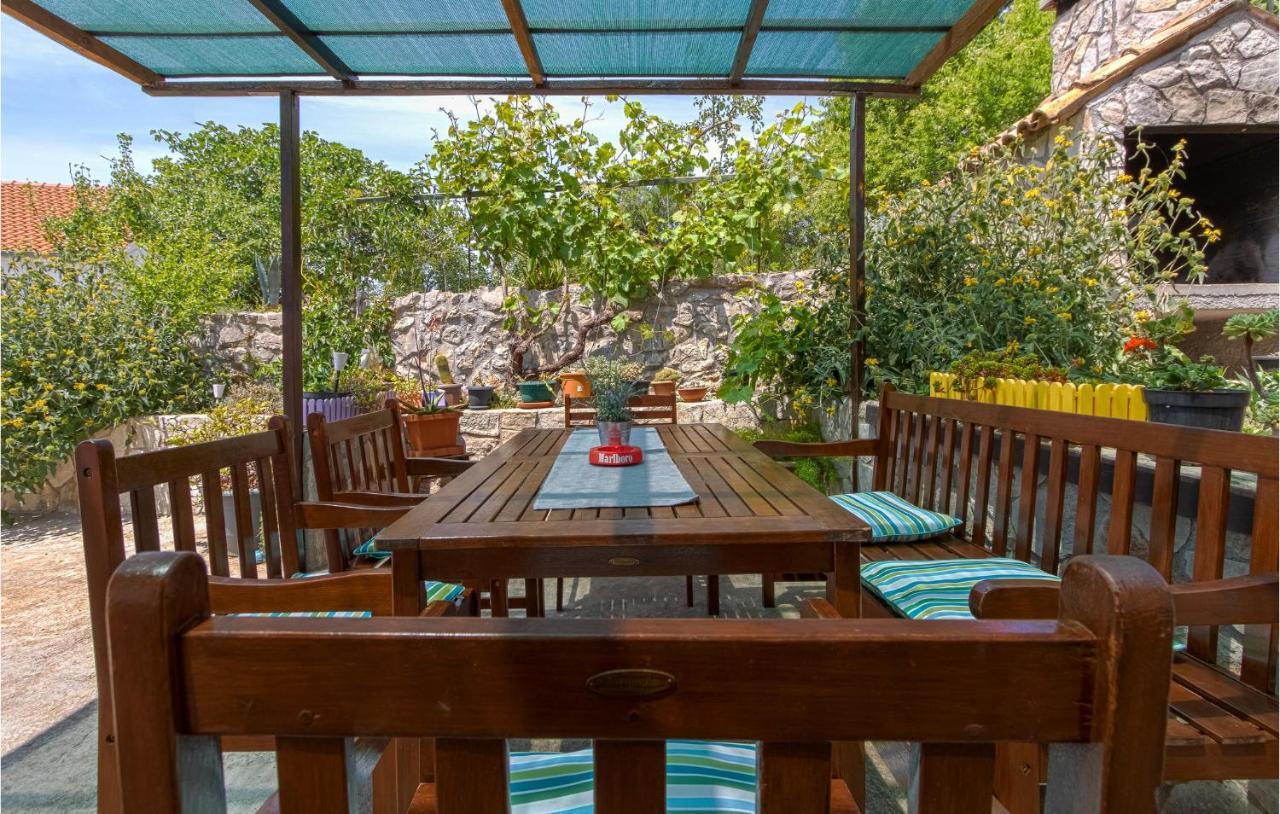 Awesome Home In Zaglav With Wifi Екстер'єр фото